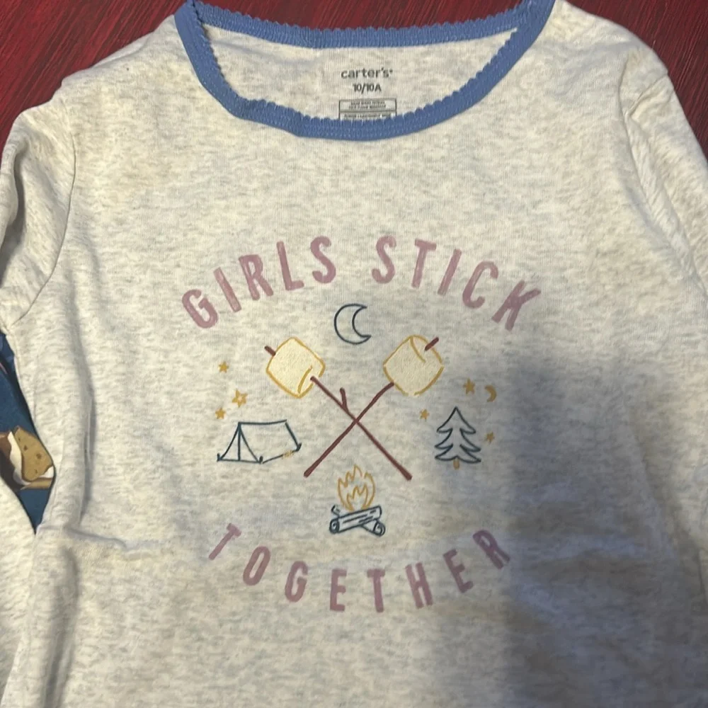 Carters girls set of two pajamas